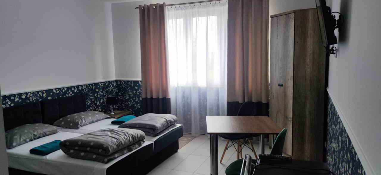 Pokoje Kraska 36 Łomża Buitenkant foto